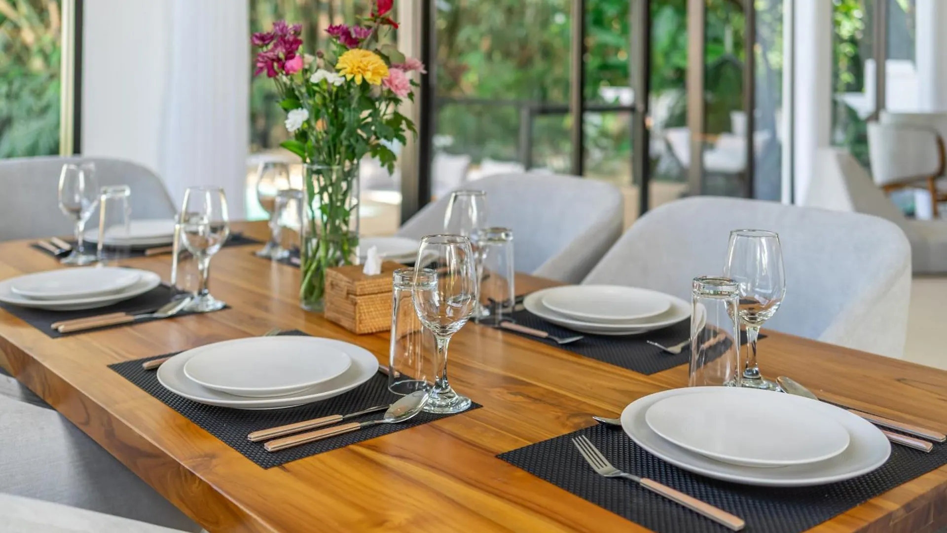 Julia - Luxurious Brand-New Villa With Panoramic Jungle Views And Expansive Pool Ubud  Indonesia